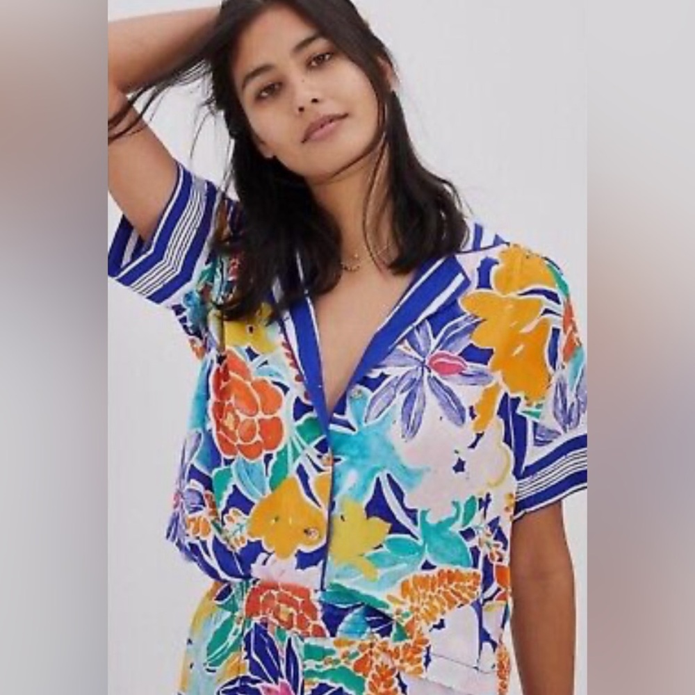 Anthropologie sisters gulassa button down floral sleep shirt large